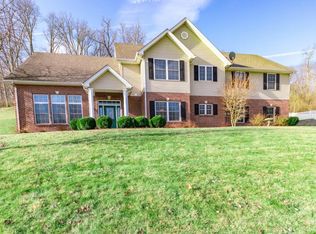 1075 Springwood Ct, Lawrenceburg, IN 47025