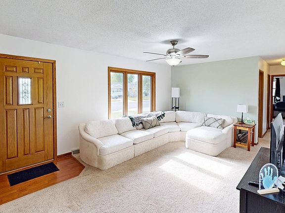 4th image of 1717 Felten Dr
