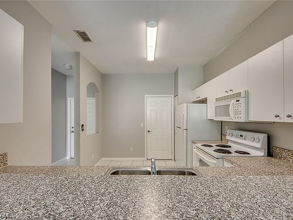 5th image of 3604 Cedar Oak Dr APT 102