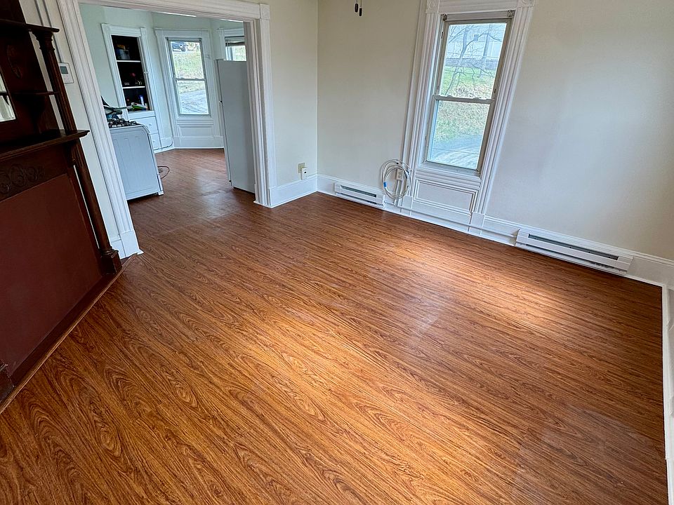 1st image of 11 Pleasant Ave #2