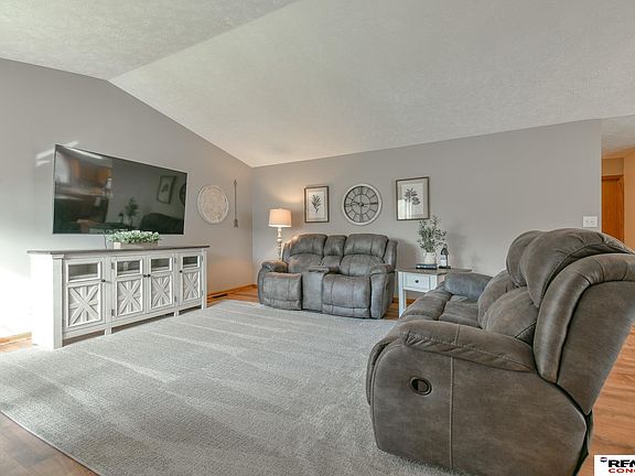 5th image of 8224 Karl Ridge Rd