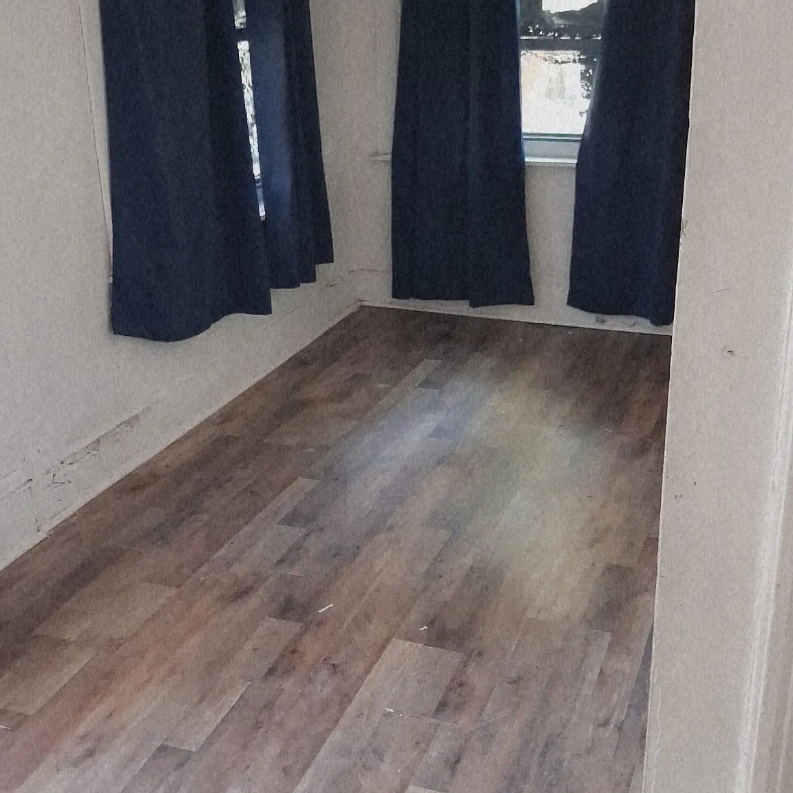 4 bed, 1216 sqft, $1,200 — Photo 1