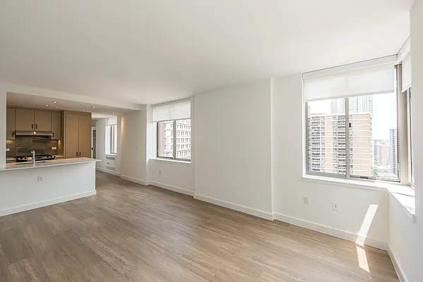 Rented by Greystar | media 5