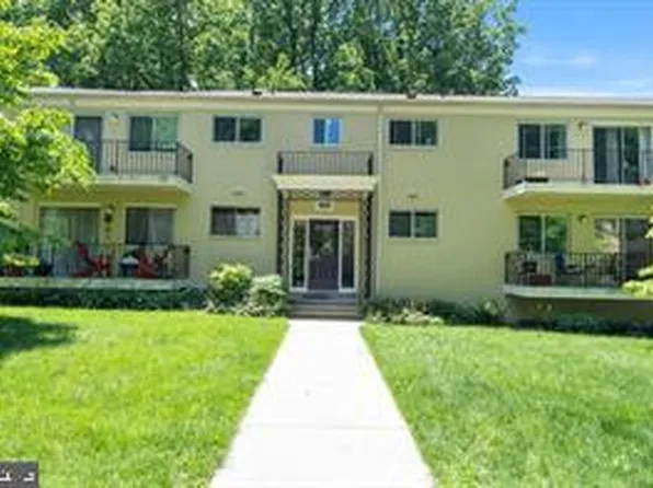 10619 Montrose Ave APT 203, Bethesda, MD 20814