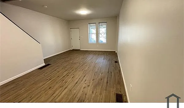 5130 Kershaw St — Photo 4