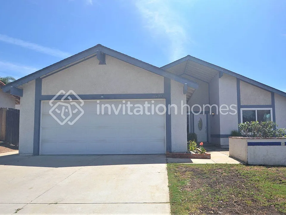 11598 Spyglass Cir