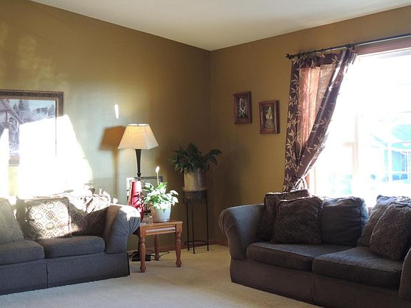 2nd image of 1173 Julie Dr
