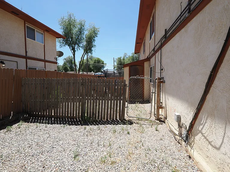2439 E Willamette Ave #A — Photo 23