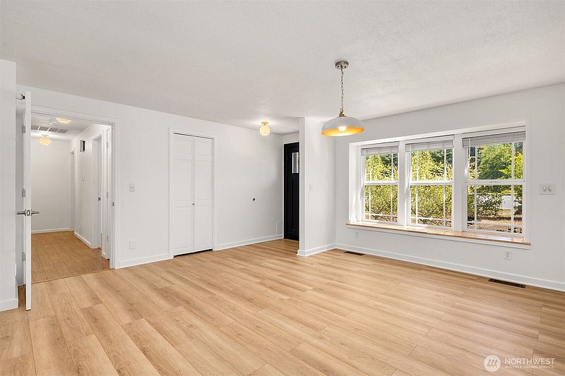 3rd image of 25120 SE 384th Street