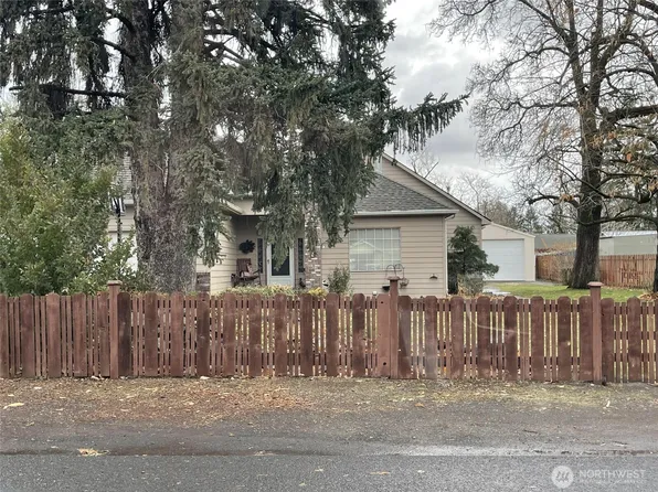 131 Bush Street, Walla Walla, WA 99362