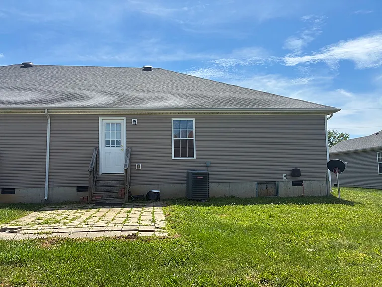 109 Kestrel Ct — Photo 46