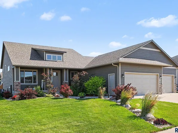 6800 E Smyrna Cir, Sioux Falls, SD 57110