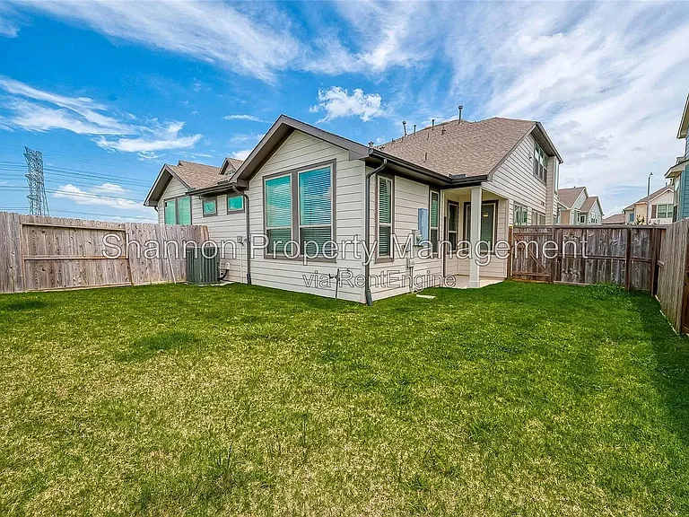 2559 Terrace Point Dr — Photo 46