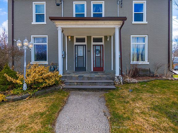 4th image of 28 Railway St W