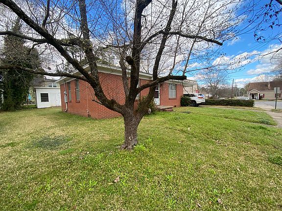 3rd image of 108 W College Ave