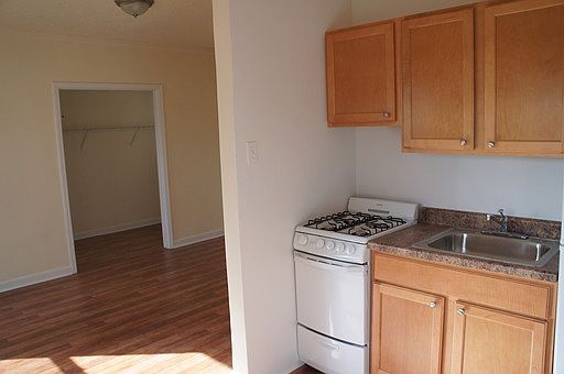 1st image of 5417 N Kenmore Ave APT 308