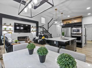 5320 Kimball Pl SW, Edmonton, AB T6W 5E6