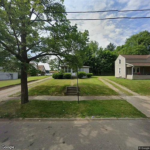 1133 North Ave NE Photo 1