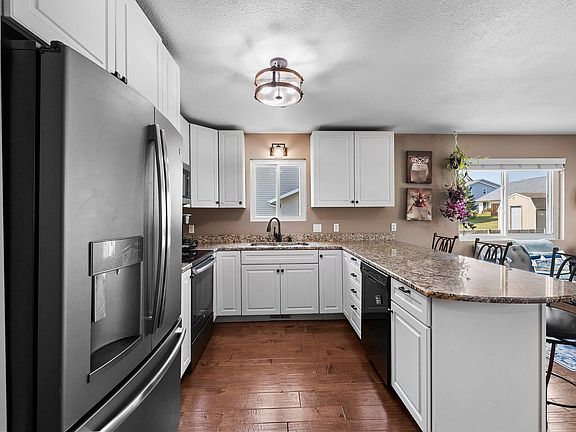 5th image of 1258 N Franco Ct