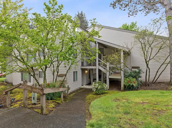 10356 SW Trapper Ter, Beaverton, OR 97008