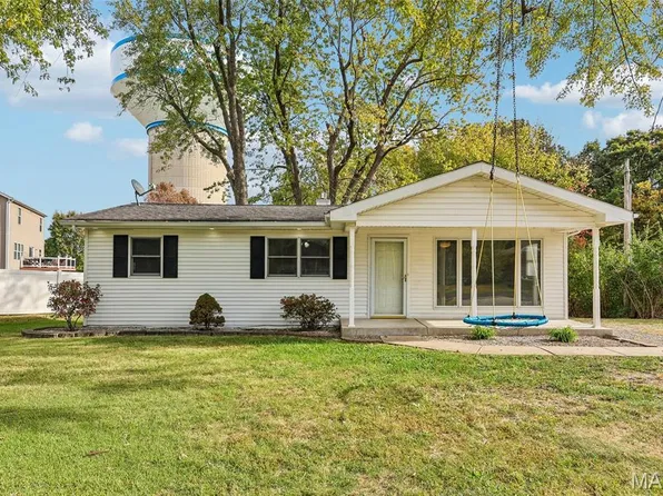 1802 Rosebud Way, Saint Peters, MO 63376