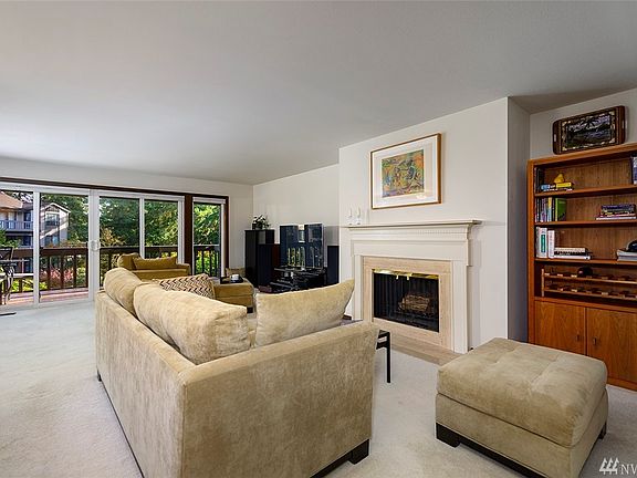 4th image of 1535 NE 143rd St #H4