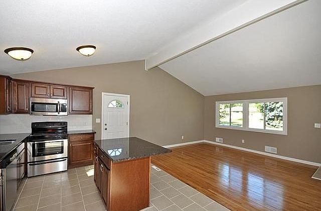 1st image of 4308 Sandstone Dr