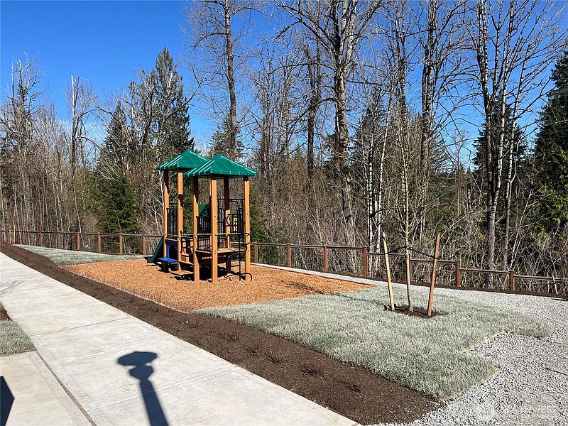 4th image of 8605 Summit Avenue SE #13
