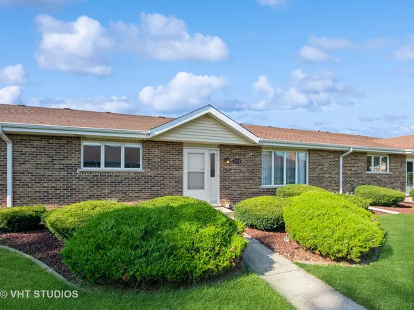 7334 W 154th Pl #55, Orland Park, IL 60462