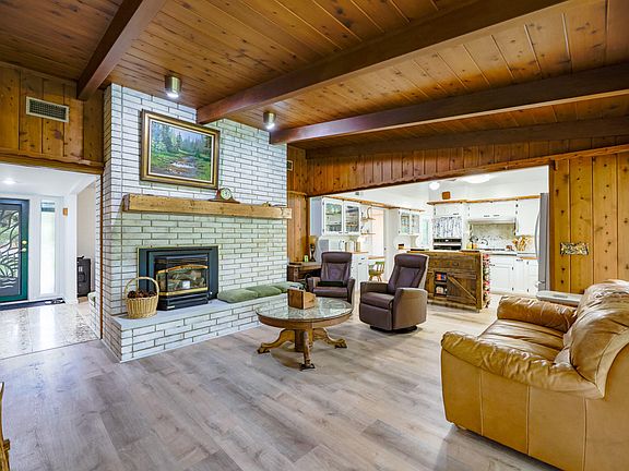 3rd image of 13428 Kokanee Dr
