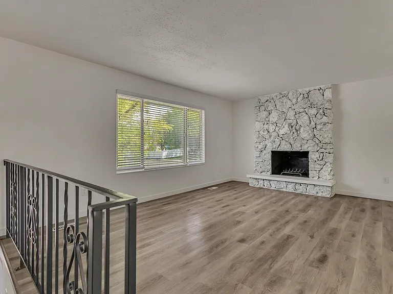 5128 S 3760 W #1 — Photo 8