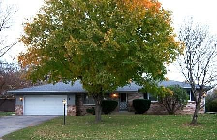 Lovely East-side Ranch