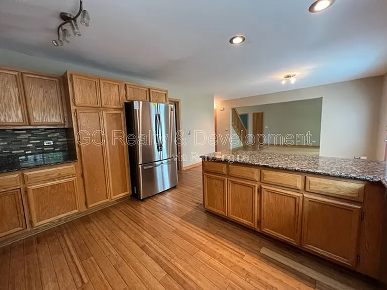2805 Breckenridge Cir — Photo 10