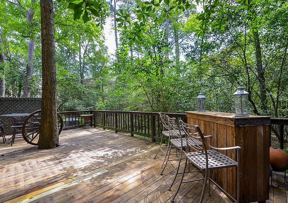 1st image of 146 Sugarberry Cir