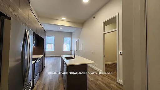 261 Front St #4 — Photo 6