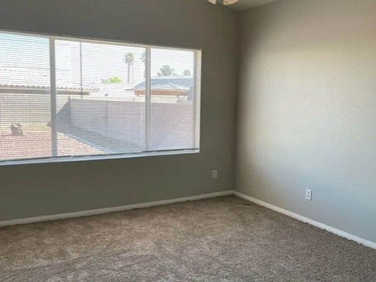 4334 Yorkwood Dr — Photo 12