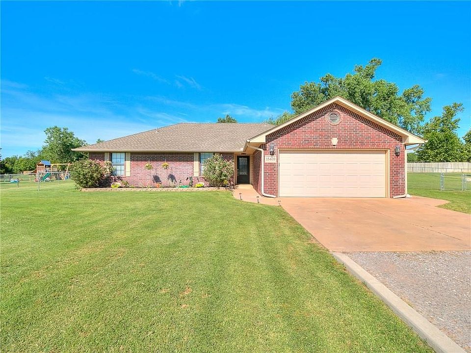 1st image of 15409 Cyndelyn Dr