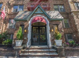 340 Fairmont Ave #C5, Chatham, NJ 07928