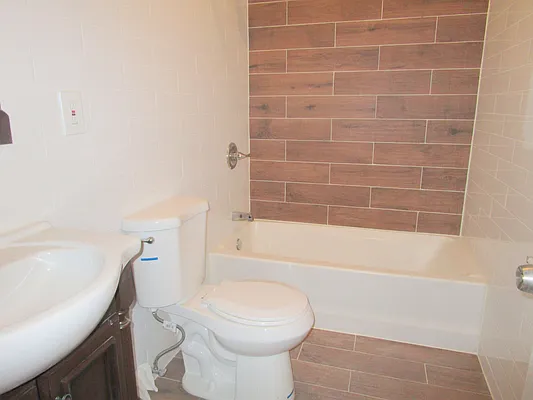 Rented by East Williamsburg Realty Inc | media 29