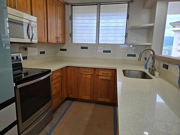 5th image of 469 Ena Rd APT 2905
