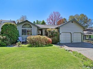 1122 235th Pl SW, Bothell, WA 98021