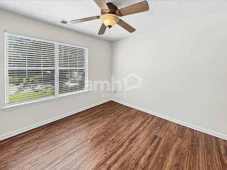 10231 Danesway Ln — Photo 17