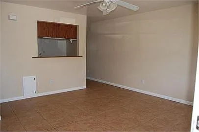 628 1st St #2A — Photo 2