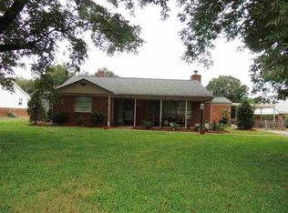 87 E Main St, Inman, SC 29349