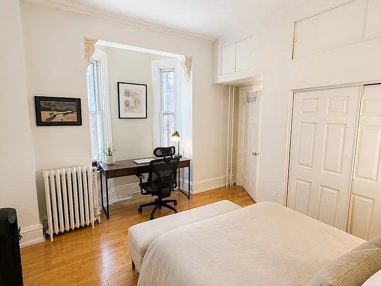 1916 Spring Garden St #2F — Photo 9