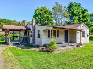 1007 Woodward Rd, Akron, OH 44312