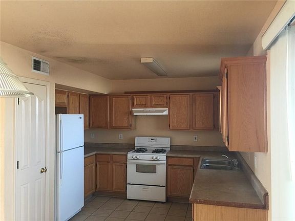 4th image of 1595 Paseo Feliz Dr