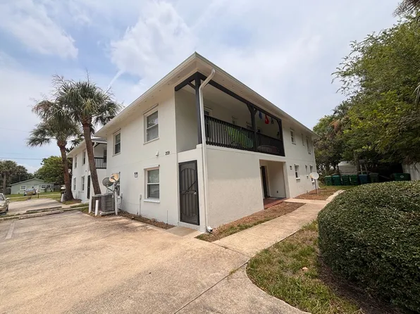 209 7th St S APT 1, Jacksonville Beach, FL 32250
