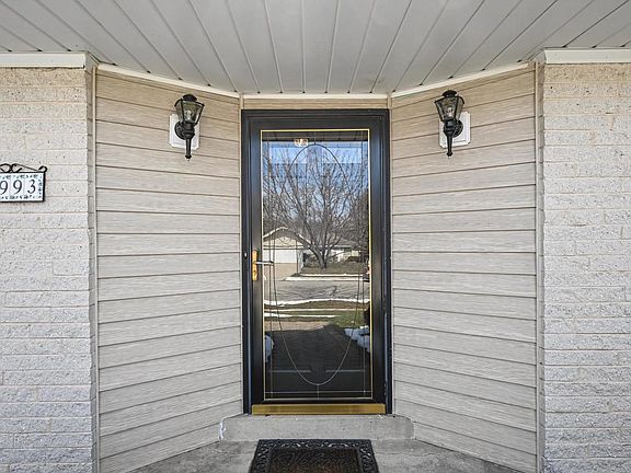 2nd image of 1993 Rambling Rose ROAD