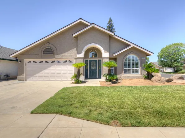 1126 N Purdue Ave, Clovis, CA 93611